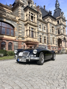 MGA,Schloss Lieser, Oldtimer, Oldtimerfahrten, Hochzeitsfahrten, Ausflugsfahrten, Trier, Moselregion, Weinberge, Hochzeitsauto